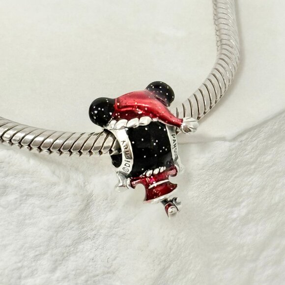 Pandora Disney Minnie Mouse Holiday Charm Sterling silver - Picture 3 of 5